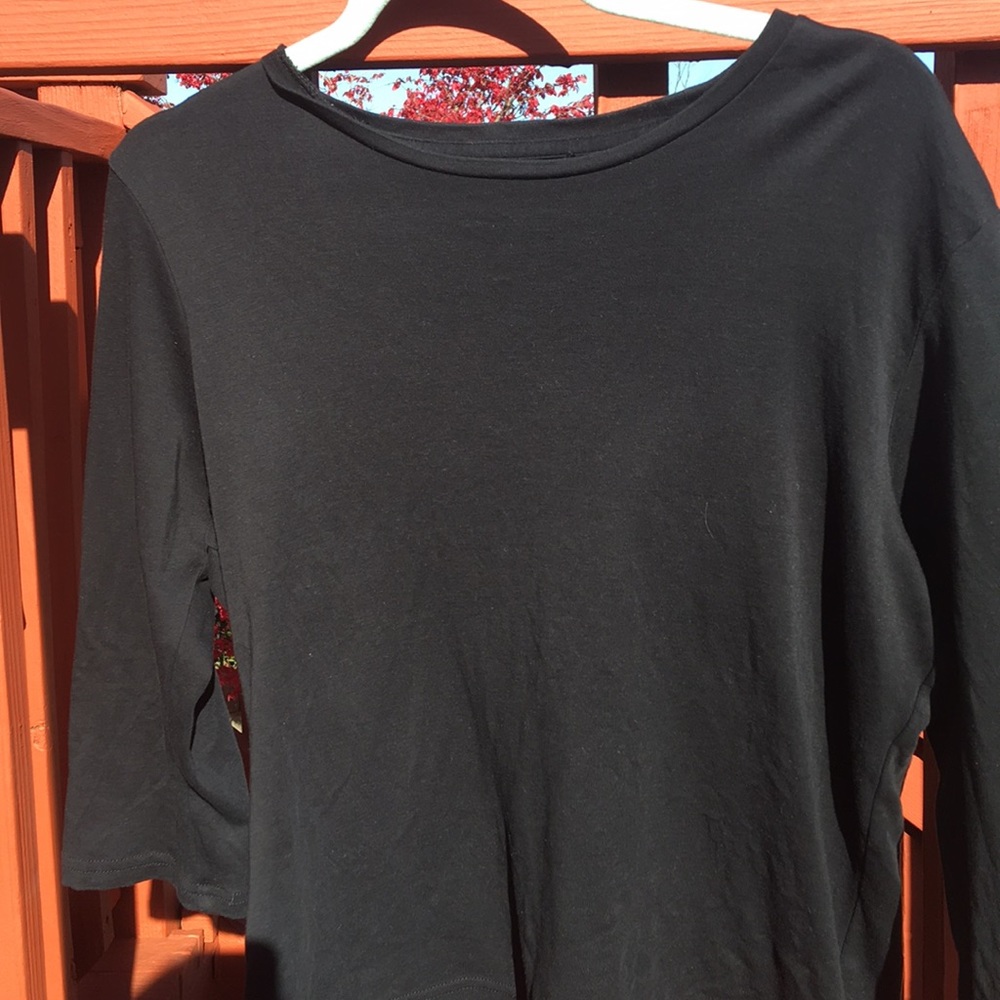 A black long sleeve T-shirt